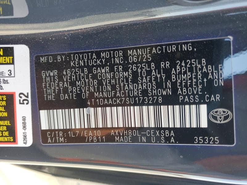 2025 TOYOTA CAMRY SE 12