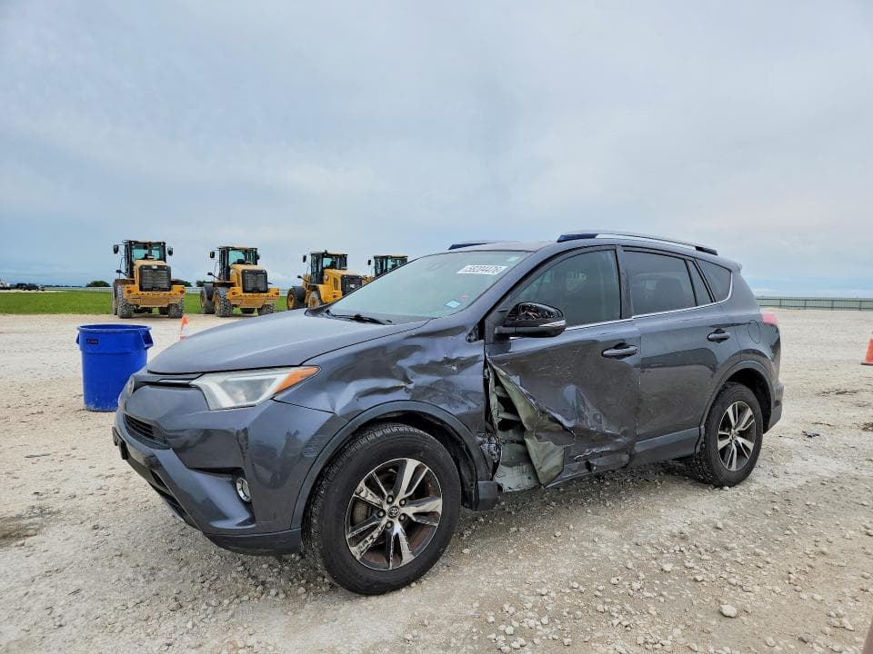 2017 TOYOTA RAV4 XLE - 1