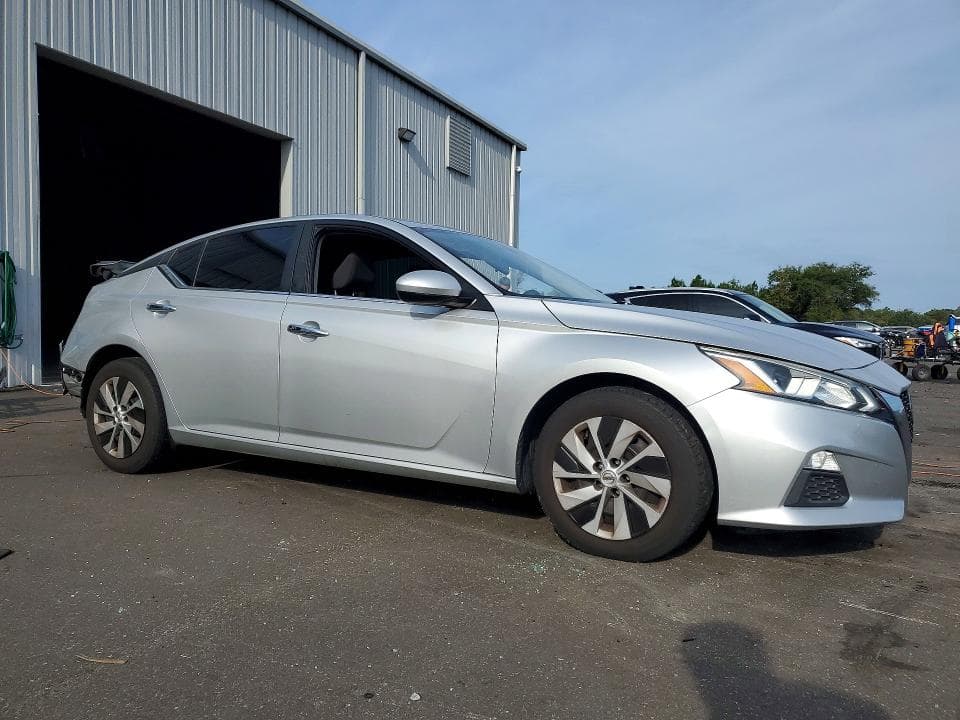2020 NISSAN ALTIMA S 4