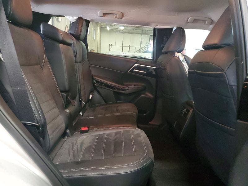 2024 MITSUBISHI OUTLANDER SE 11