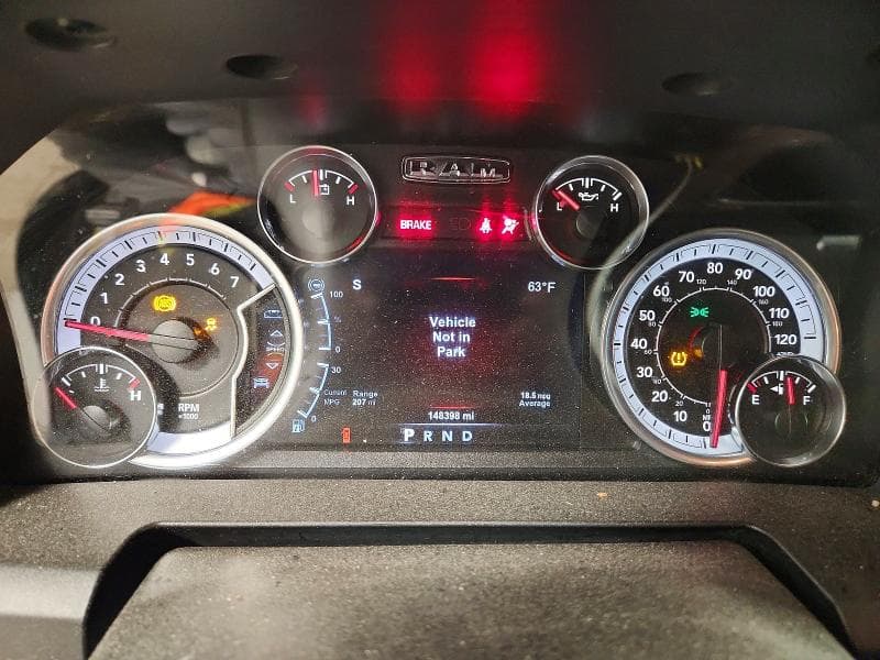 2017 RAM 1500 SLT 9