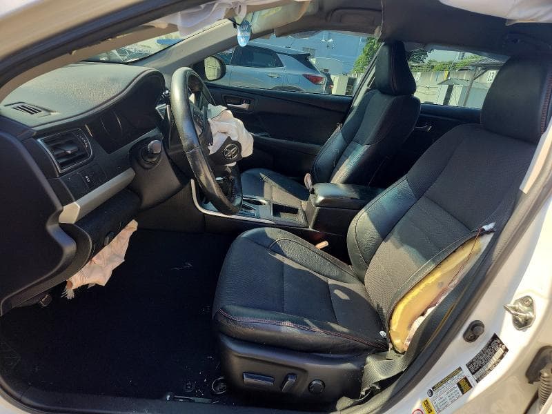 2017 TOYOTA CAMRY SE 7