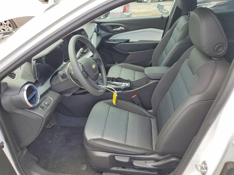2026 CHEVROLET TRAX 1LT 7