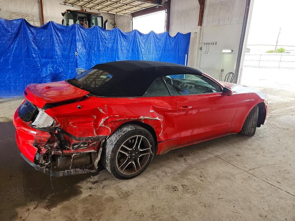 2022 FORD MUSTANG 3