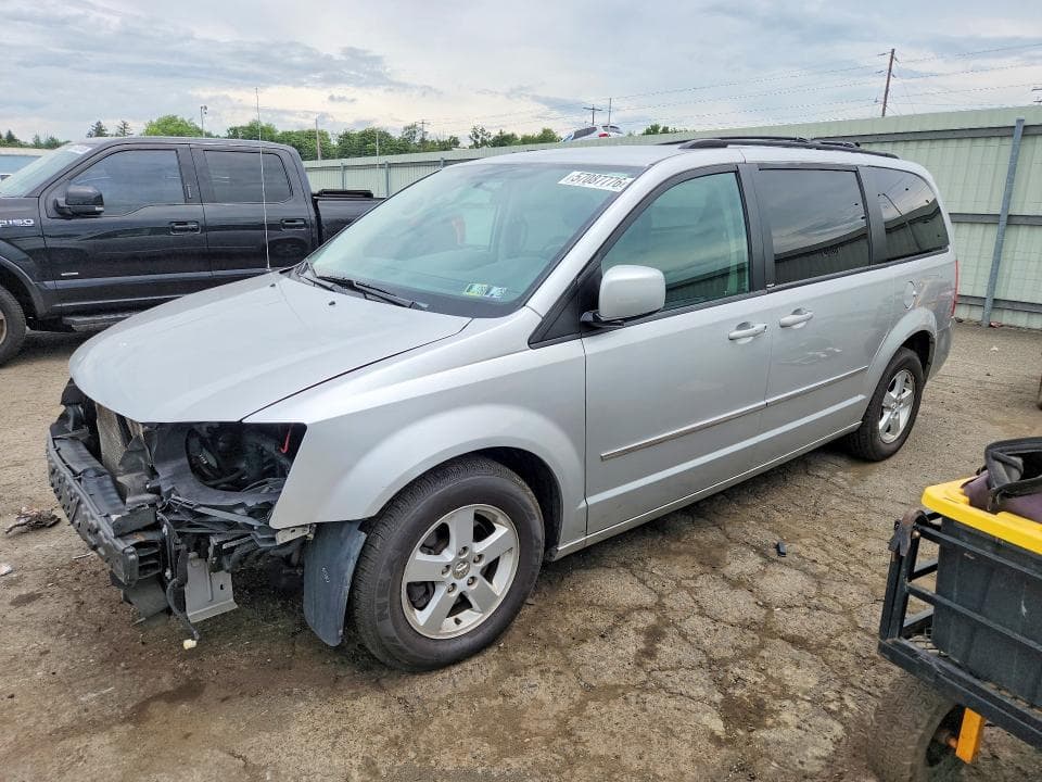 2010 DODGE CARAVAN - 1