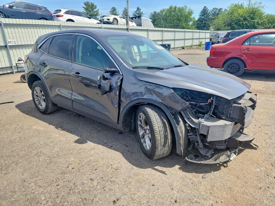 2020 FORD ESCAPE SE 4