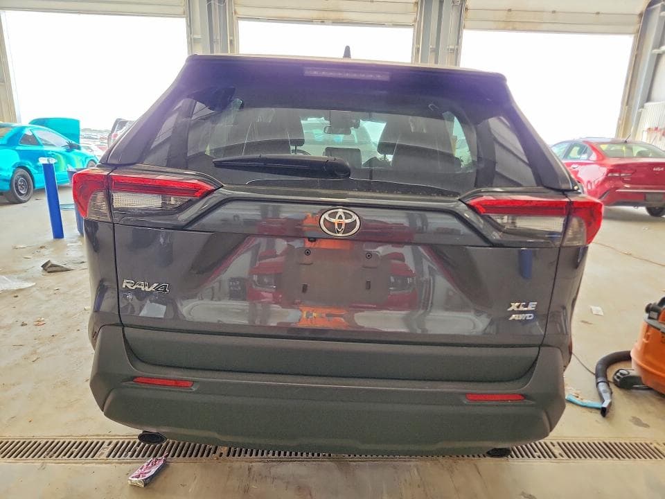 2023 TOYOTA RAV4 XLE PREMIUM XLE PREMIUM 6