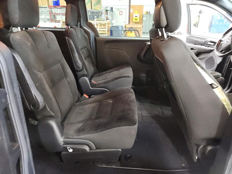 2019 DODGE GRAND CARAVAN SE 11
