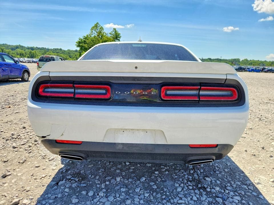 2021 DODGE CHALLENGER SXT 6