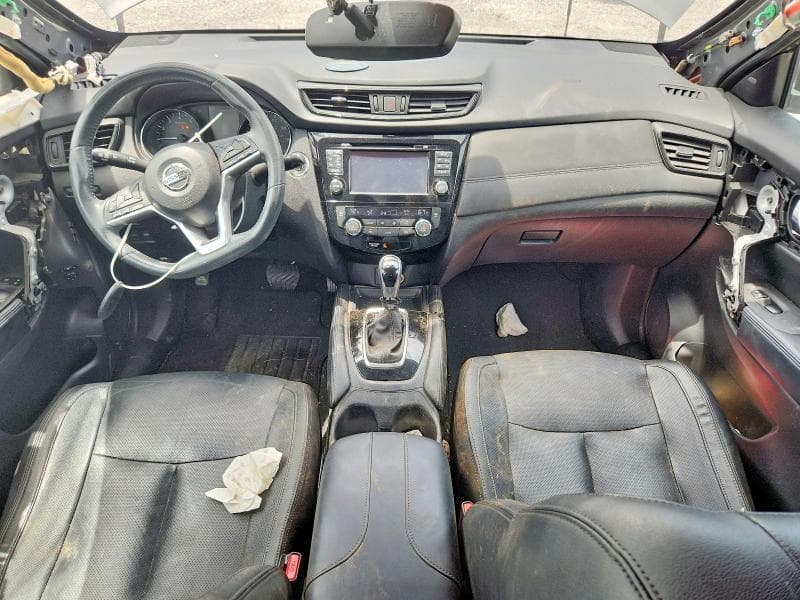 2017 NISSAN ROGUE S 8