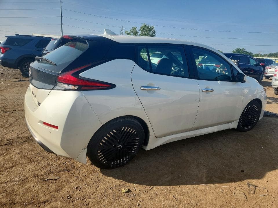 2023 NISSAN LEAF SV PLUS 3