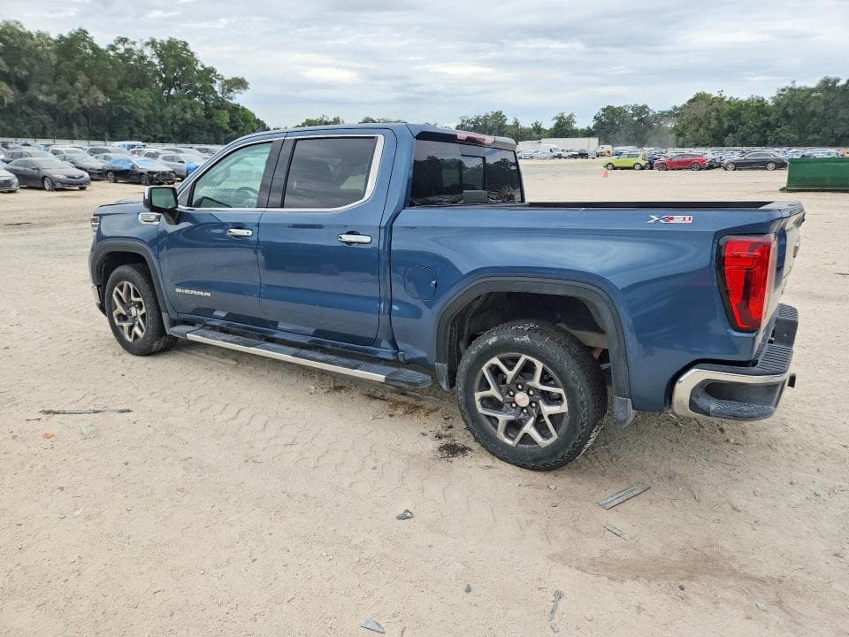 2024 GMC SIERRA K1500 SLT 2