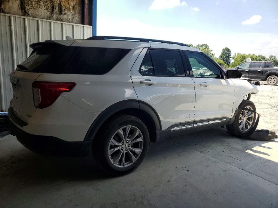2022 FORD EXPLORER XLT 3