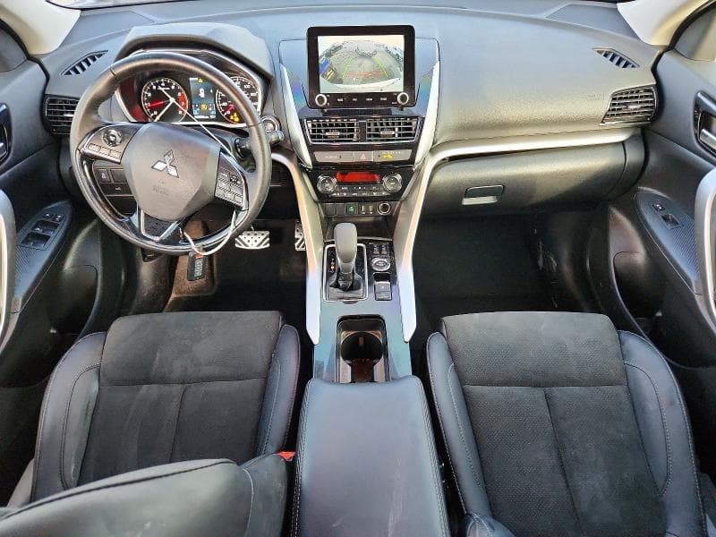 2025 MITSUBISHI ECLIPSE CROSS SE 8