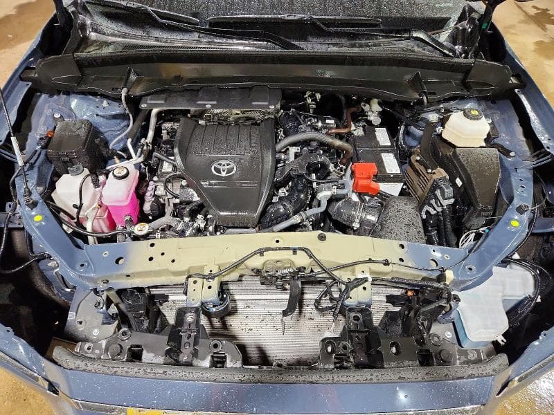 2025 TOYOTA GRAND HIGHLANDER XLE 12