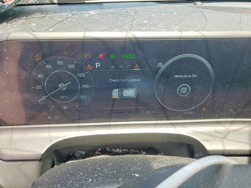 2024 KIA SELTOS EX 9