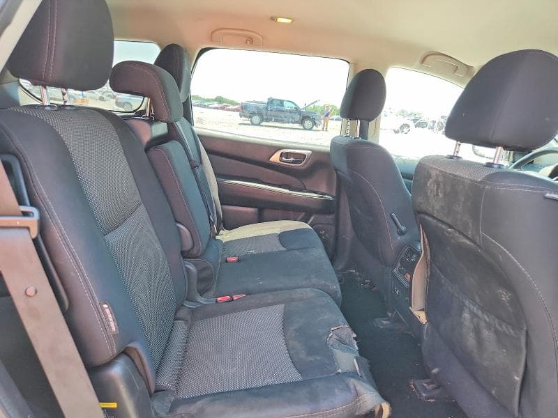 2019 NISSAN PATHFINDER S 11