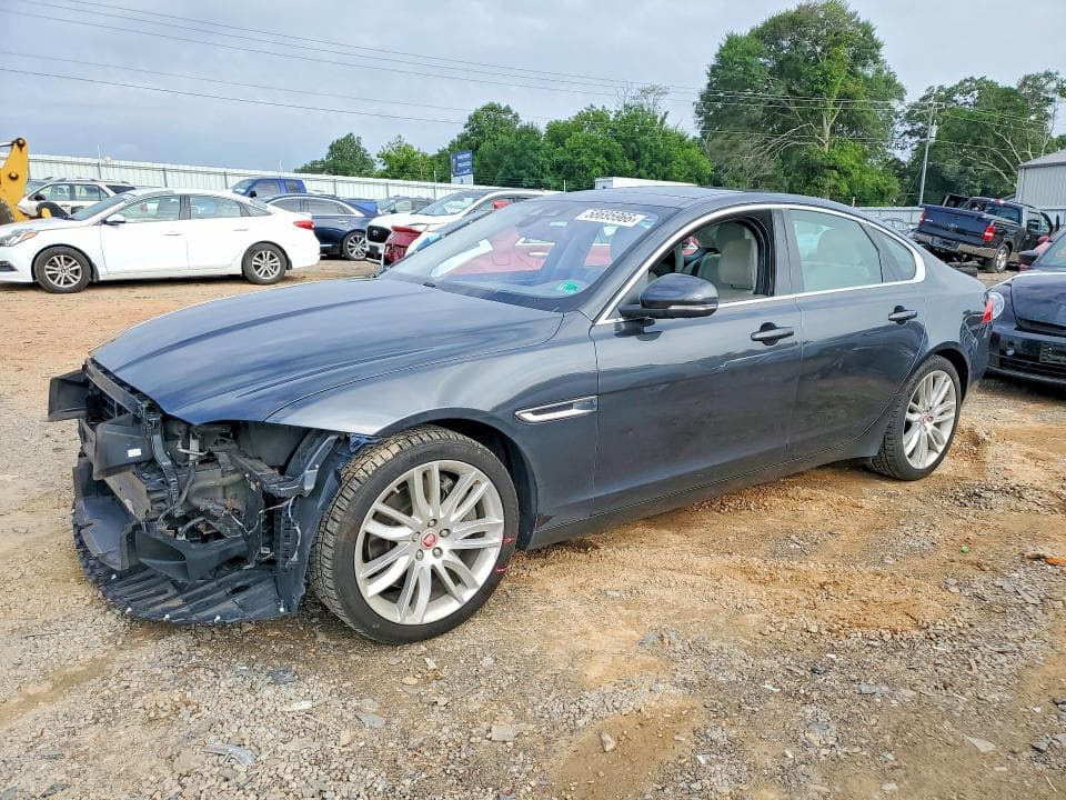 2018 JAGUAR XF PRESTIGE - 1