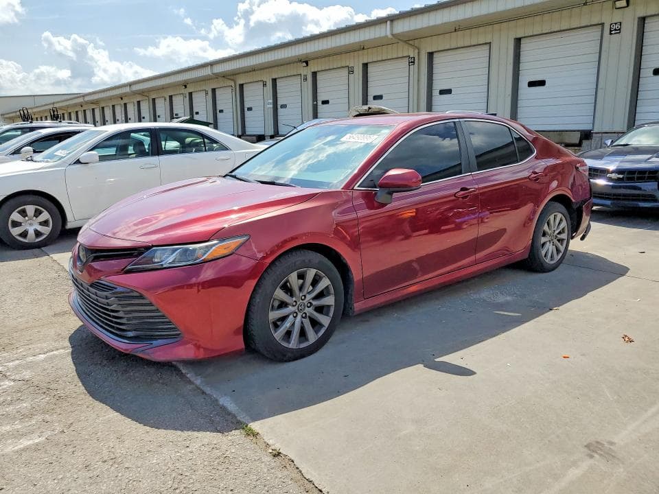 2019 TOYOTA CAMRY LE - 1