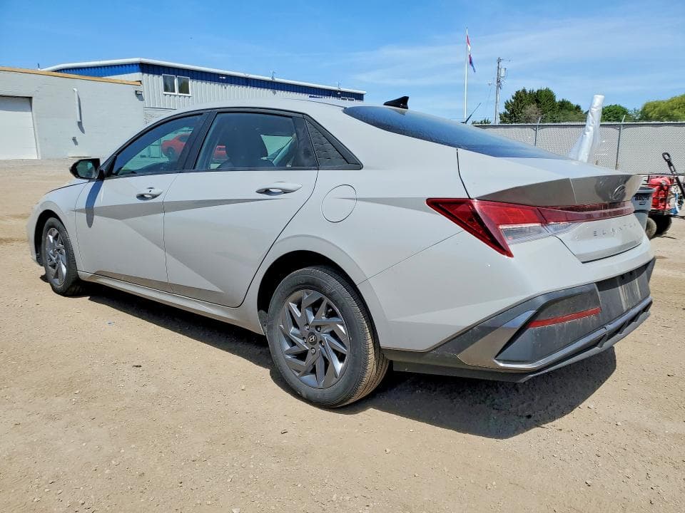 2024 HYUNDAI ELANTRA SEL 2