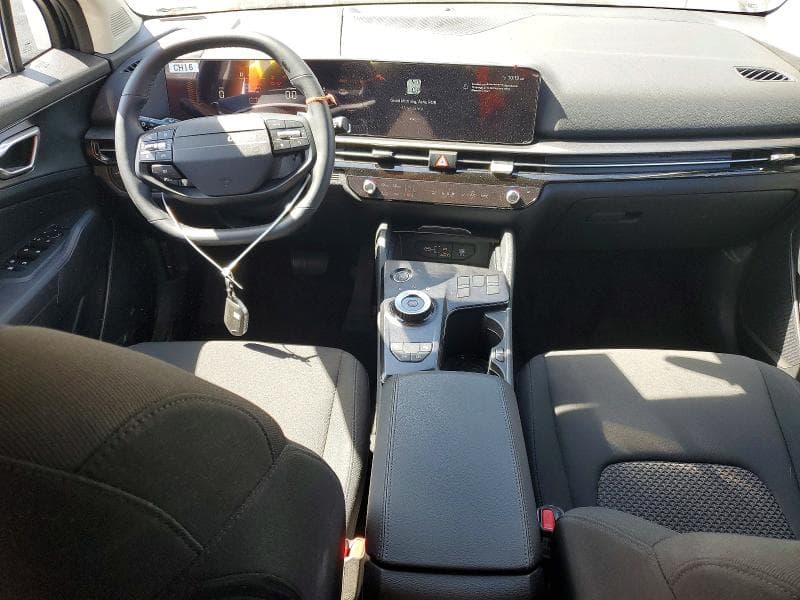 2026 KIA SPORTAGE LX 8