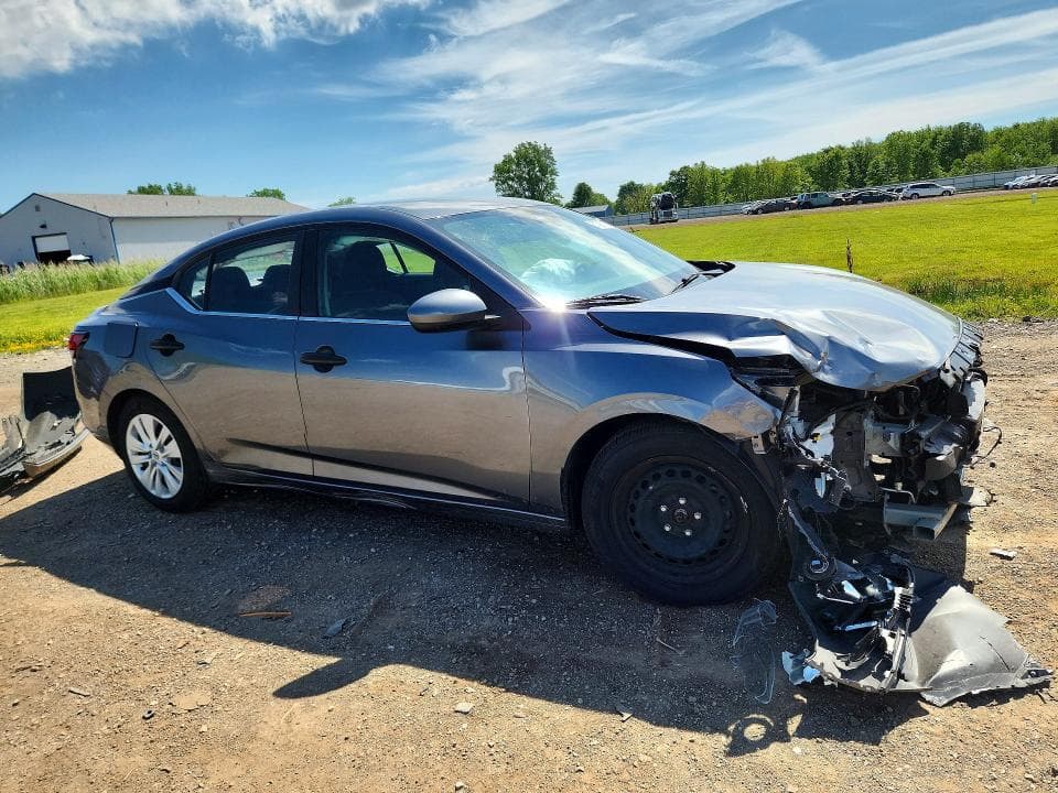 2024 NISSAN SENTRA S 4
