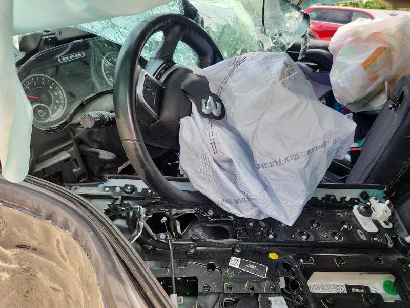 2019 RAM 1500 LARAMIE 8
