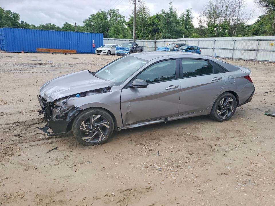 2025 HYUNDAI ELANTRA SEL SPORT - 1