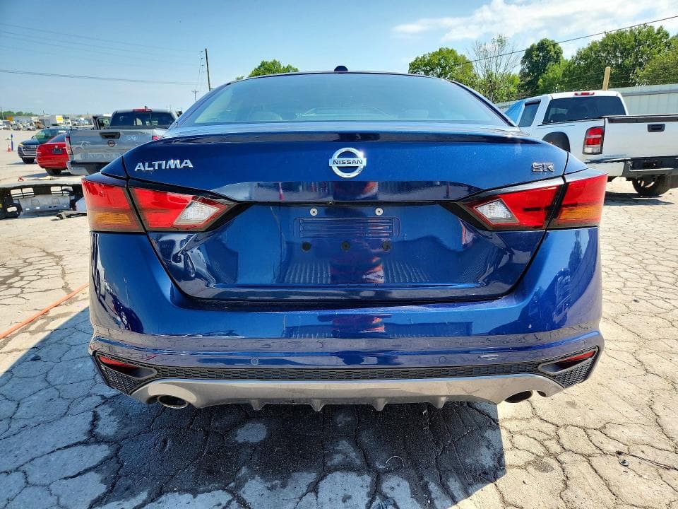 2021 NISSAN ALTIMA SR 6