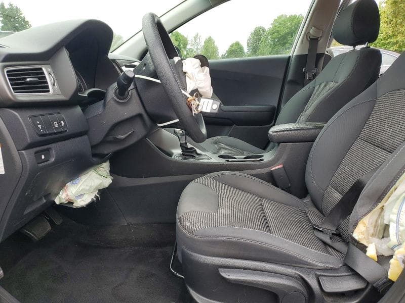 2019 KIA NIRO LX 7