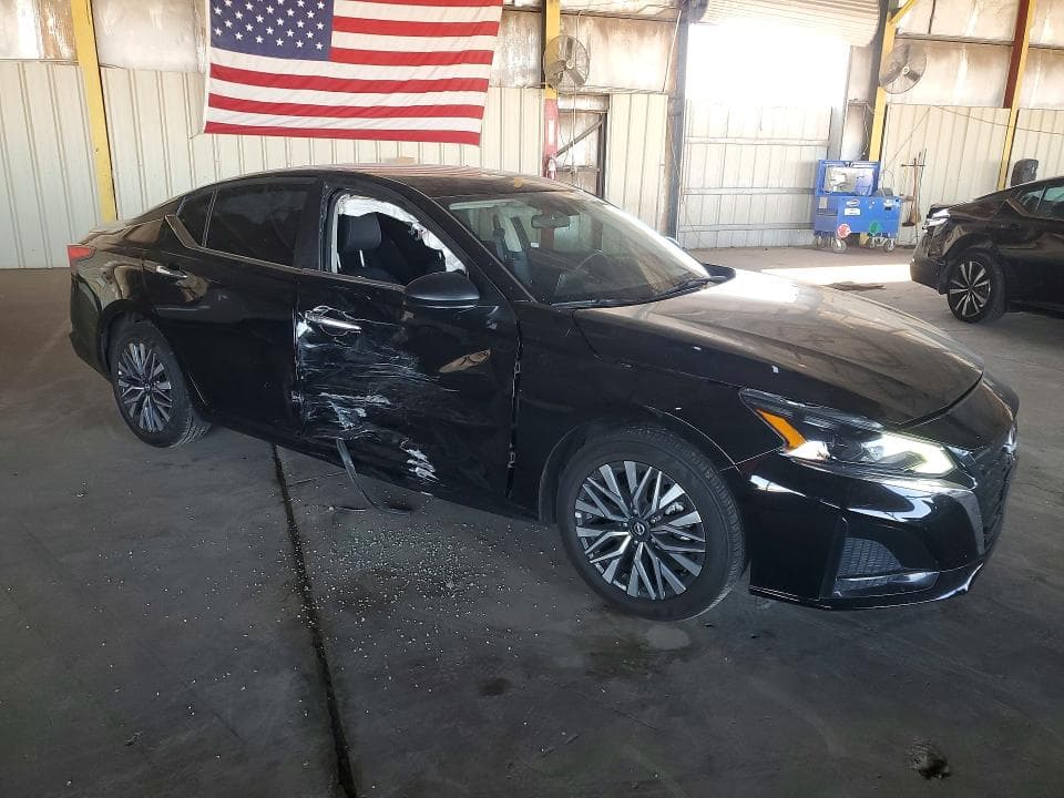 2025 NISSAN ALTIMA SV 4