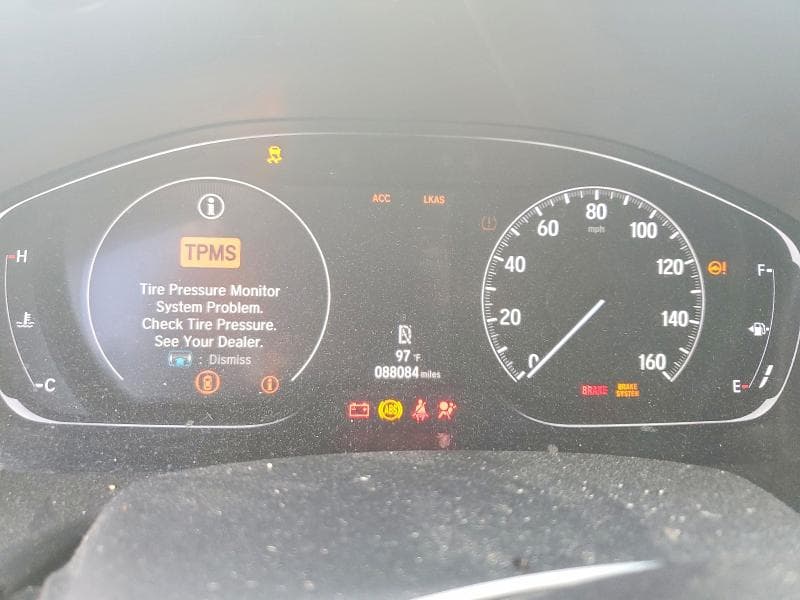2018 HONDA ACCORD LX 9