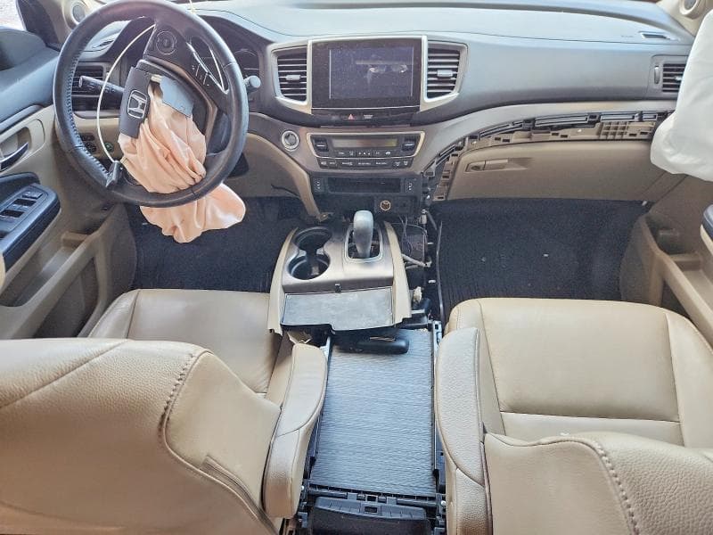 2017 HONDA PILOT EXL 8