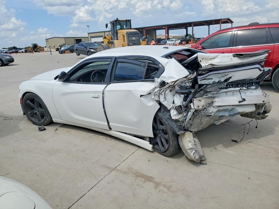 2019 DODGE CHARGER SXT 2