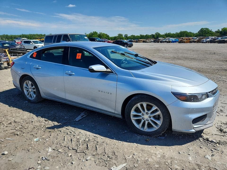 2017 CHEVROLET MALIBU LT 4