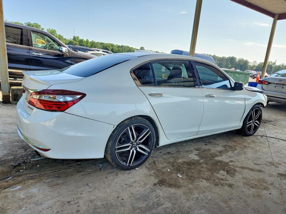 2017 HONDA ACCORD SPORT 3