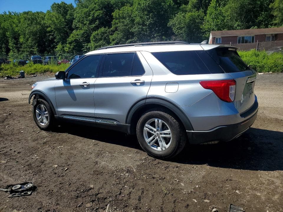 2022 FORD EXPLORER XLT 2