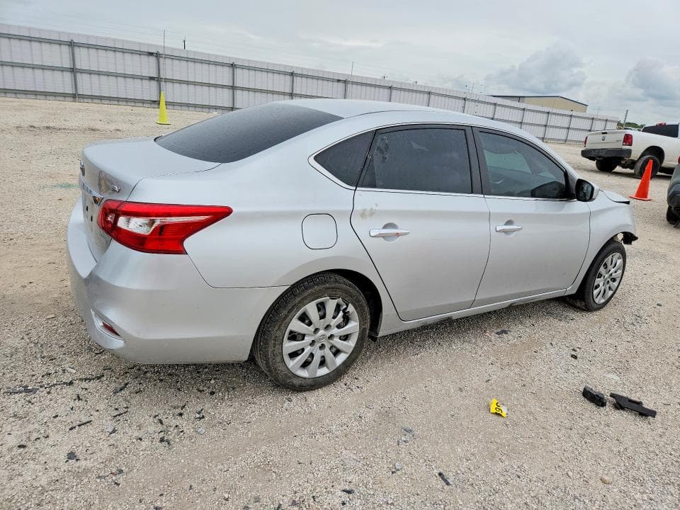 2018 NISSAN SENTRA S 3