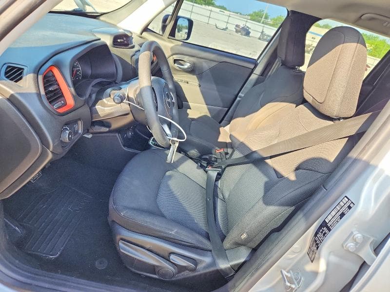 2018 JEEP RENEGADE SPORT 7