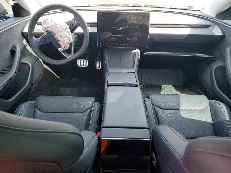2026 TESLA MODEL 3 8