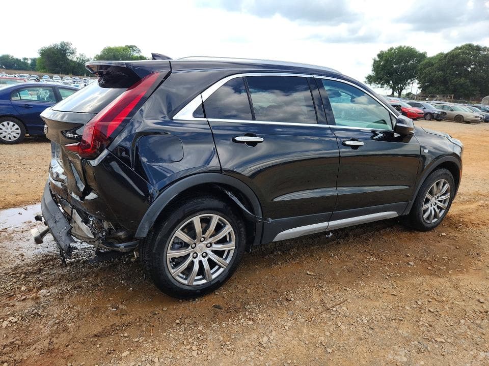 2022 CADILLAC XT4 PREMIUM LUXURY 3
