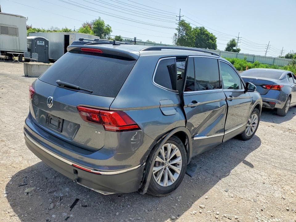 2018 VOLKSWAGEN TIGUAN SE 3