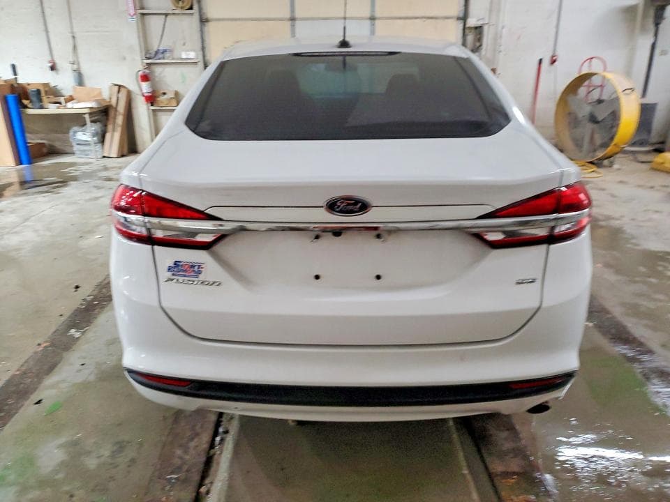 2018 FORD FUSION SE 6