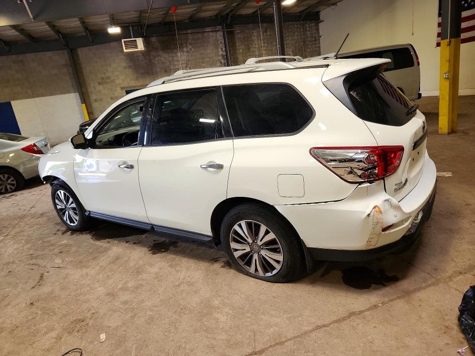 2018 NISSAN PATHFINDER SV 2