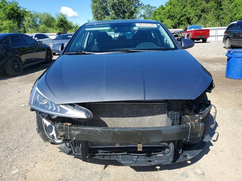2019 HYUNDAI ELANTRA SE 5