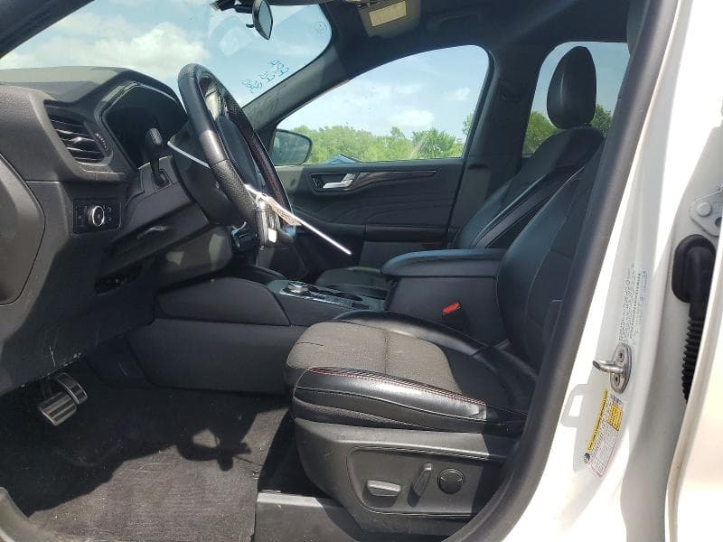 2023 FORD ESCAPE ST LINE SELECT 7