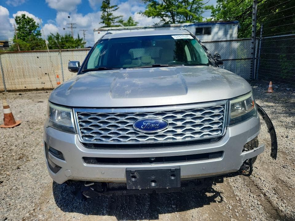2017 FORD EXPLORER PLATINUM 5