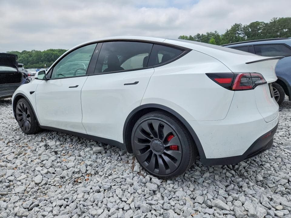 2025 TESLA MODEL Y 2