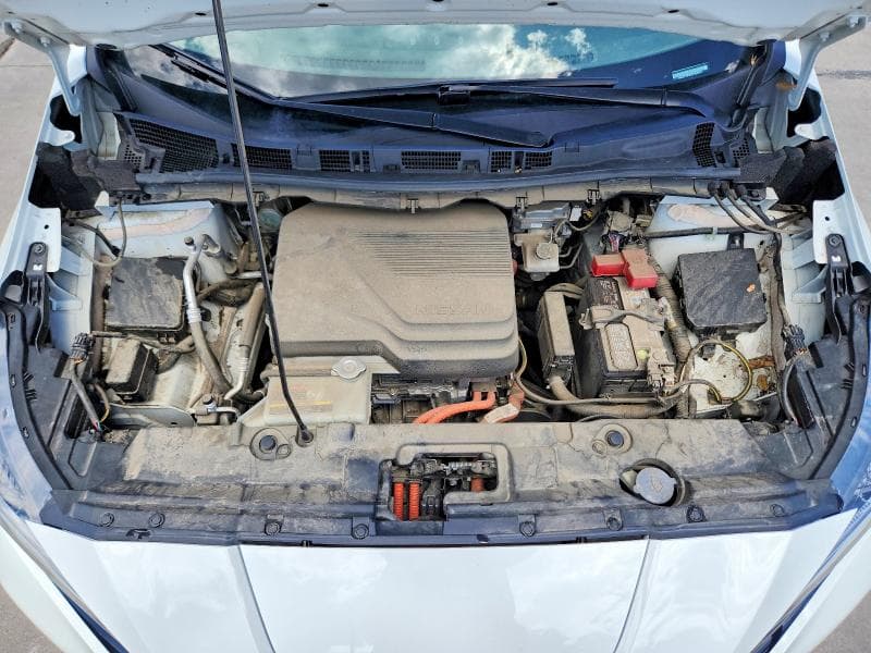 2025 NISSAN LEAF S 11