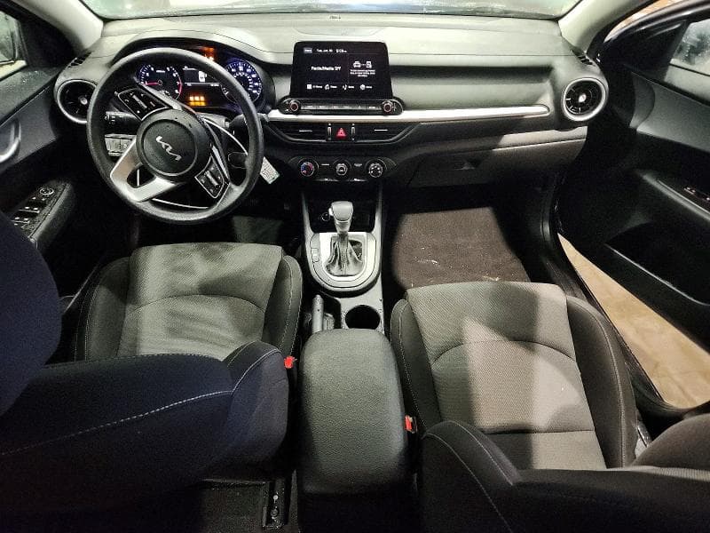 2024 KIA FORTE LXS 8